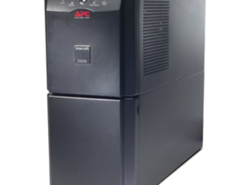 bo luu dien ups apc cu sua2200i gia re