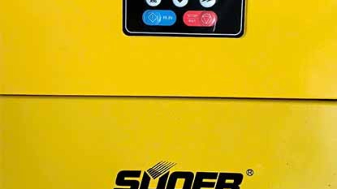 Màn hình LCD hiển thị thông số