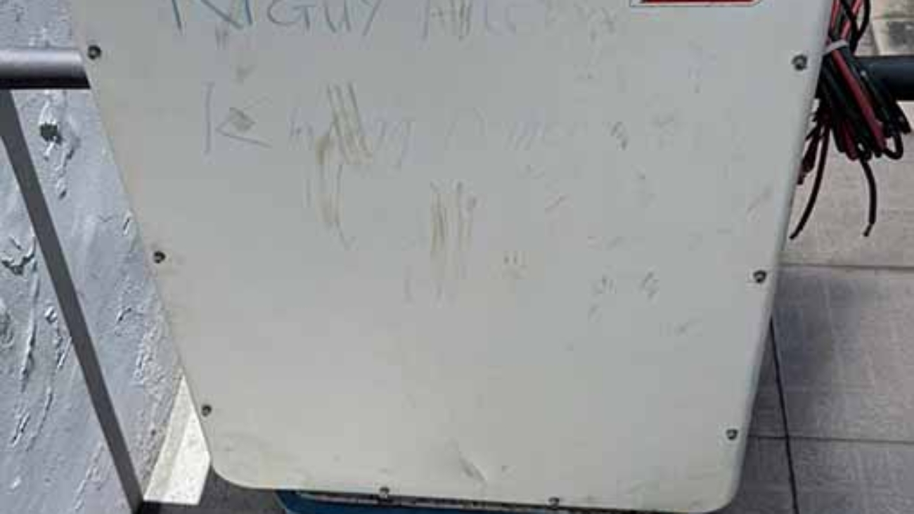 inverter sma khong len nguon