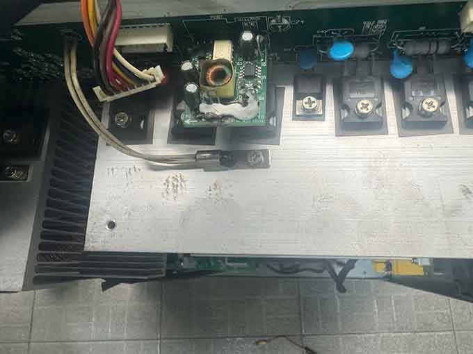 bo luu dien eaton 9e10ki loi f304