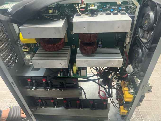 bo mach ups eaton loi f304